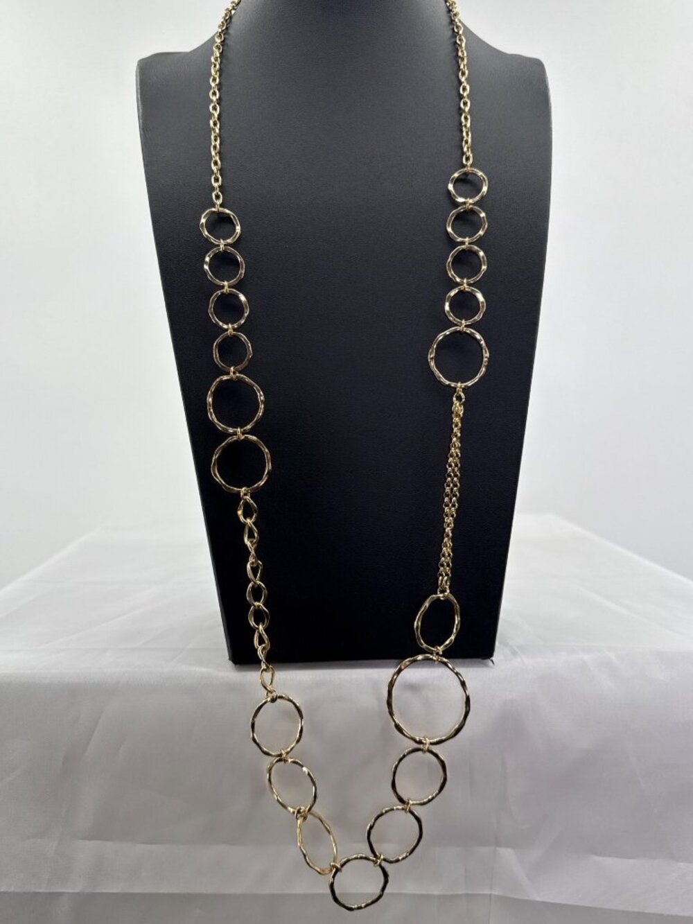 Vintage Gold Tone Interlocking Circle Long Statement Link Chain Necklace
